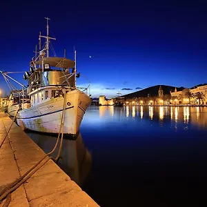 Blue View , Trogir Croatie
