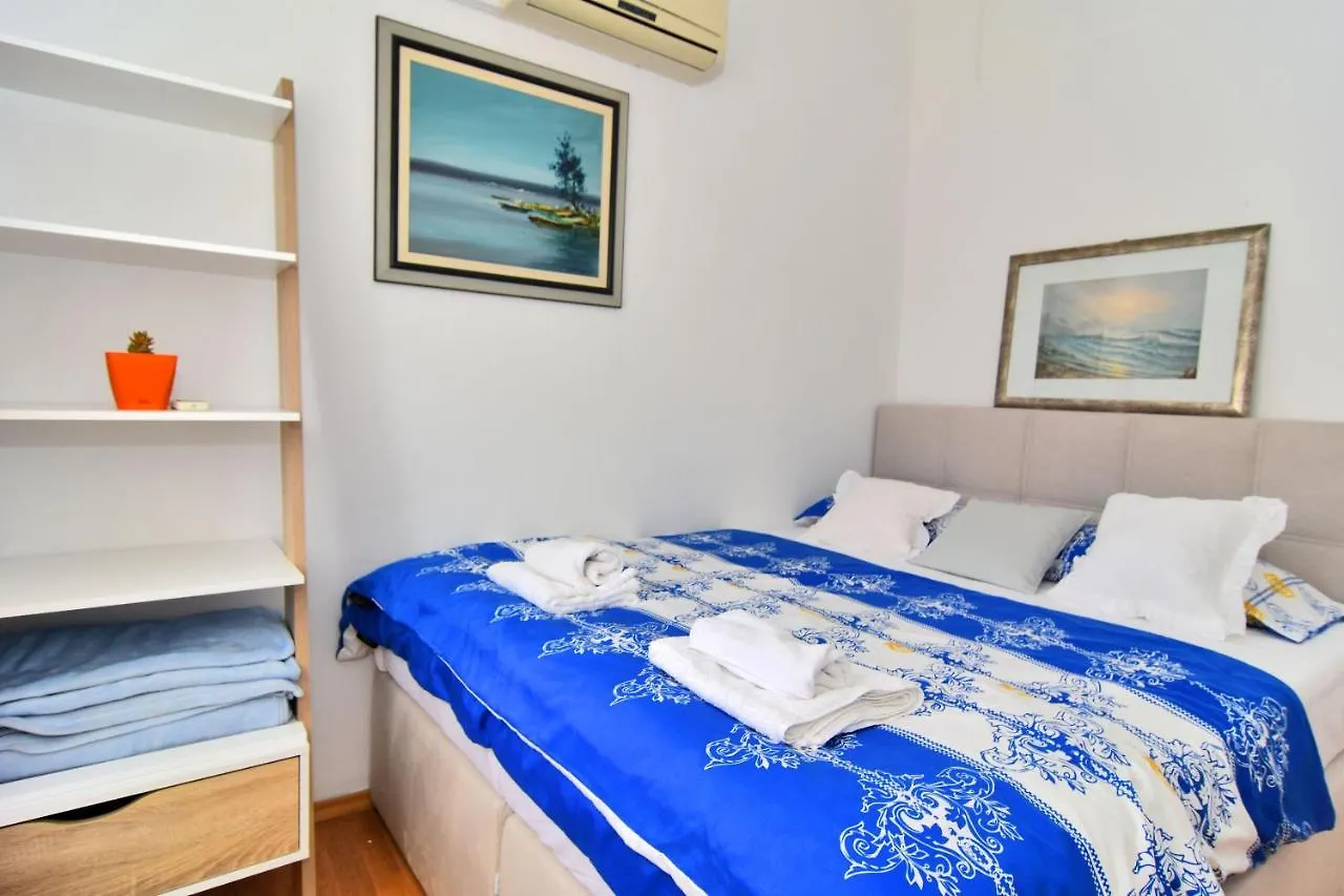Apartments And Rooms Anika Zadar Bed & Breakfast