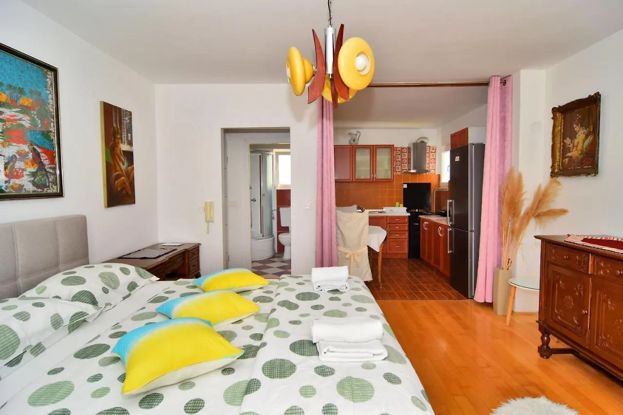 *** Bed & Breakfast Apartments And Rooms Anika Zadar Chorvatsko