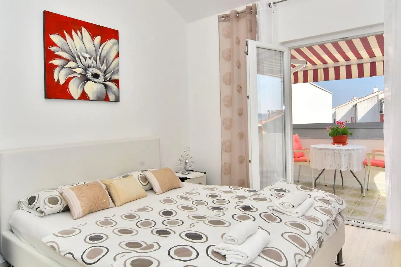 Bed & Breakfast Apartments And Rooms Anika Zadar