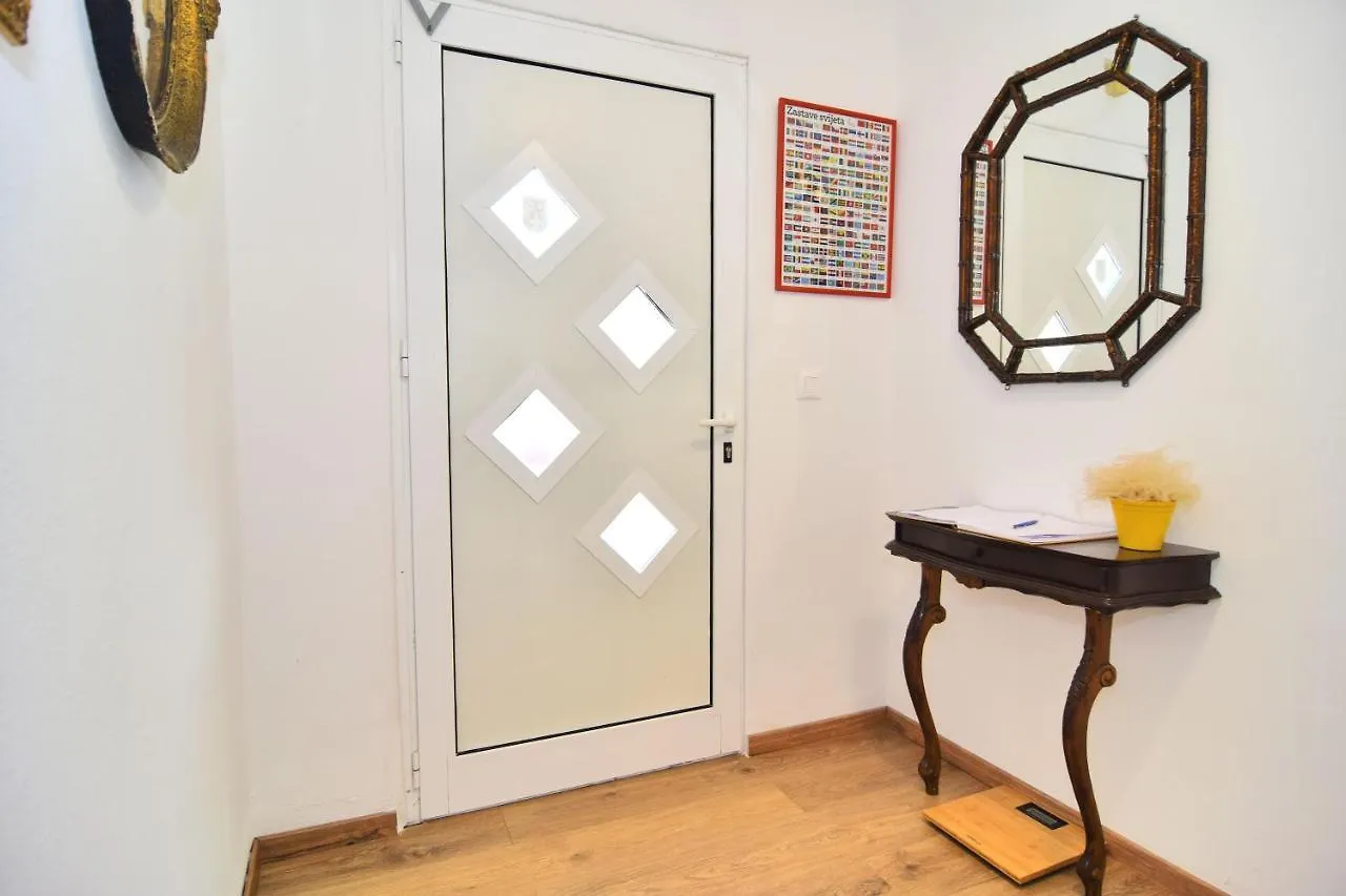 Bed & Breakfast Apartments And Rooms Anika Zadar
